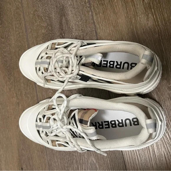 Burberry Arthur Vintage Check & Leather Sneakers - Picture 5 of 5